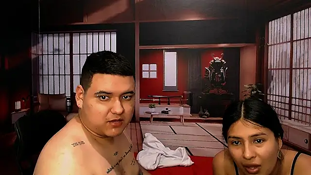 Snapshot of Charly_and_laura chatting on October 2025 07:47:01 PM Charly and laura online show from October 2025 07:47:01 PM