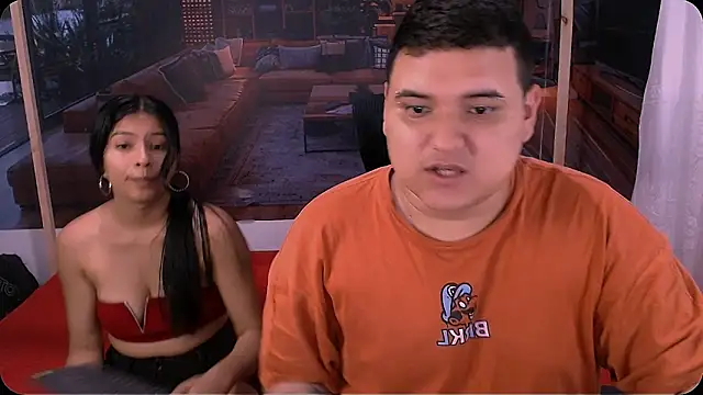 Snapshot of Charly_and_laura chatting on October 2025 07:07:02 PM Charly and laura online show from October 2025 07:07:02 PM