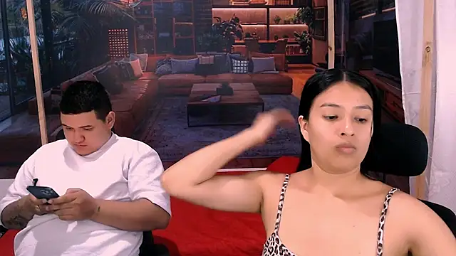 Snapshot of Charly_and_laura chatting on October 2025 07:27:02 PM Charly and laura online show from October 2025 07:27:02 PM