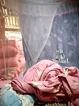 Snapshot of buddy-sexy chatting on October 2025 01:42:02 AM buddy-sexy online show from October 2025 01:42:02 AM