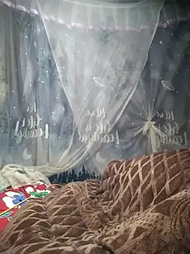 Snapshot of buddy-sexy chatting on November 2025 02:27:01 PM buddy-sexy online show from November 2025 02:27:01 PM