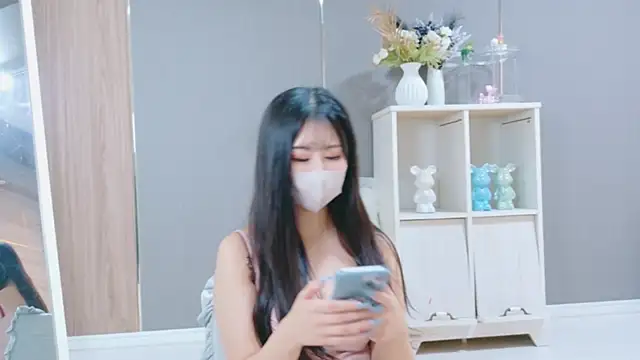 Snapshot of -Rukachi- chatting on October 2025 10:27:02 AM -Rukachi- online show from October 2025 10:27:02 AM
