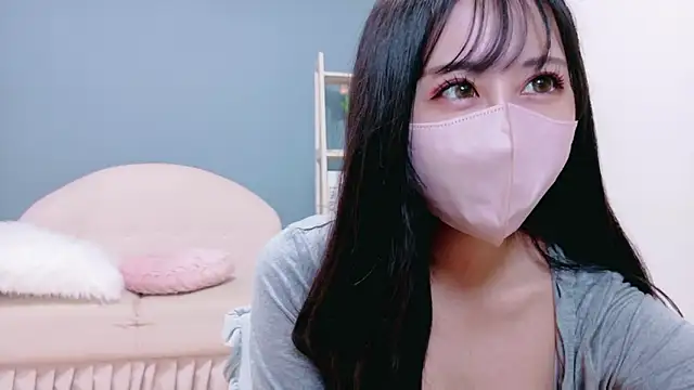 Snapshot of -Rukachi- chatting on October 2025 10:38:01 AM -Rukachi- online show from October 2025 10:38:01 AM