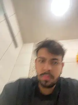 artzin2334 online show from September 2025 04:45:01 PM