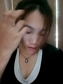 Snapshot of min-xinh chatting on October 2025 06:26:02 AM min-xinh online show from October 2025 06:26:02 AM