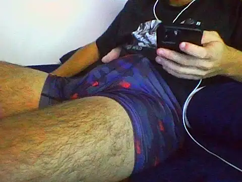 AlbertoRuiz086 online show from October 2025 07:34:02 AM