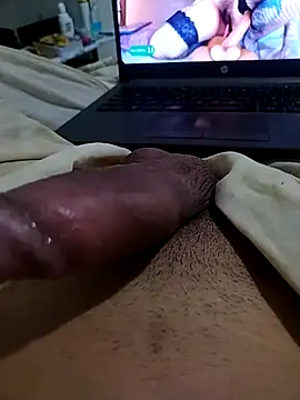 A reyes1122 online show from October 2025 11:30:02 AM