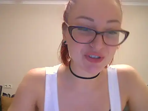 Sweet00Fox online show from November 2025 05:02:01 PM