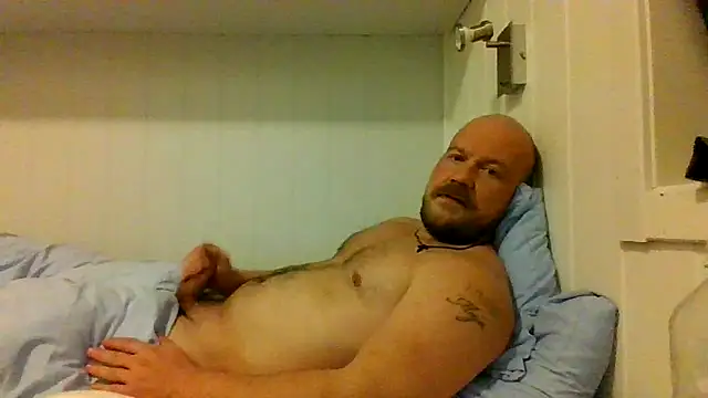 Snapshot of Real_viking chatting on October 2025 08:18:01 PM Real viking online show from October 2025 08:18:01 PM