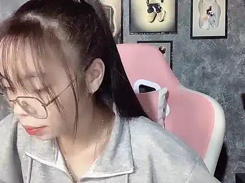 Ellie039 online show from October 2025 04:53:02 PM