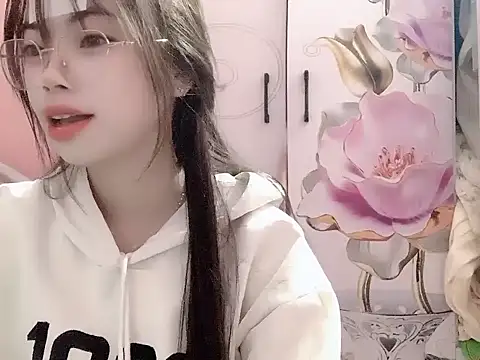 Ellie039 online show from November 2025 10:10:02 PM