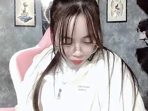 Ellie039 online show from November 2025 05:24:02 PM