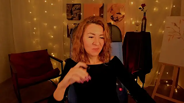 Snapshot of DonnaSmitth chatting on October 2025 06:26:02 AM DonnaSmitth online show from October 2025 06:26:02 AM