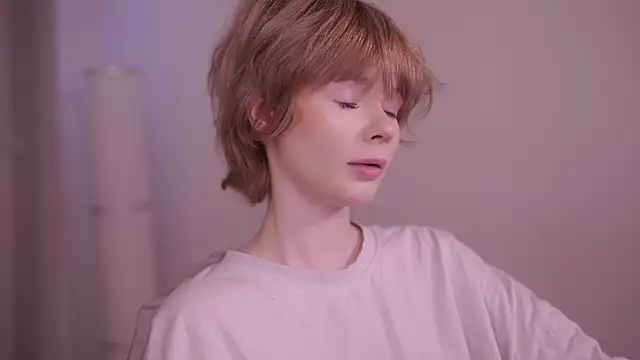 misska   online show from October 2025 01:53:02 PM