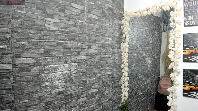 valery  star online show from October 2025 01:42:02 PM