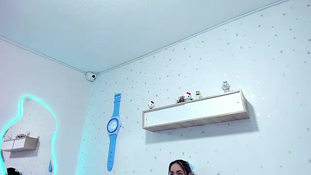 SamannthaOlsen online show from October 2025 12:02:01 PM