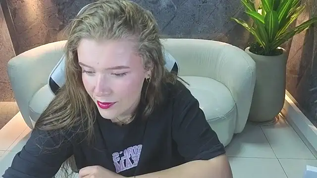 carla tp online show from October 2025 01:10:01 PM