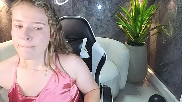 carla tp online show from October 2025 12:37:02 PM