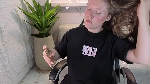 carla tp online show from November 2025 01:09:02 PM