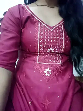 Snapshot of Meenu_rani6 chatting on October 2025 04:37:02 PM Meenu rani6 online show from October 2025 04:37:02 PM