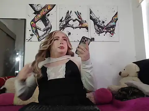 Snapshot of Redvelvett22 chatting on October 2025 07:23:02 PM Redvelvett22 online show from October 2025 07:23:02 PM