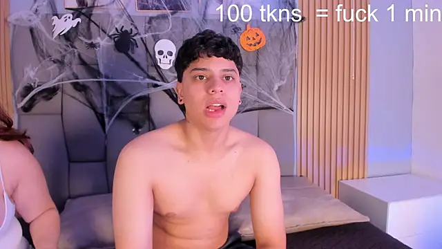 Snapshot of Kandyfrees_ chatting on October 2025 01:06:02 PM Kandyfrees online show from October 2025 01:06:02 PM