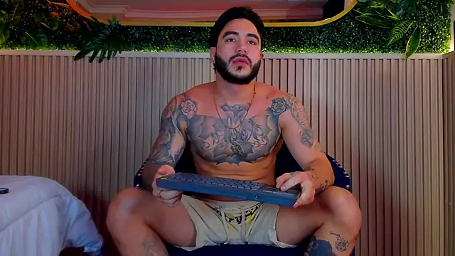 Snapshot of Dante_Dimarco chatting on October 2025 11:04:01 PM Dante Dimarco online show from October 2025 11:04:01 PM