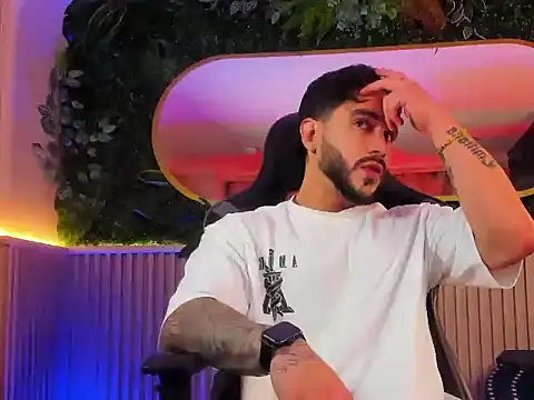 Snapshot of Dante_Dimarco chatting on November 2025 10:30:02 PM Dante Dimarco online show from November 2025 10:30:02 PM