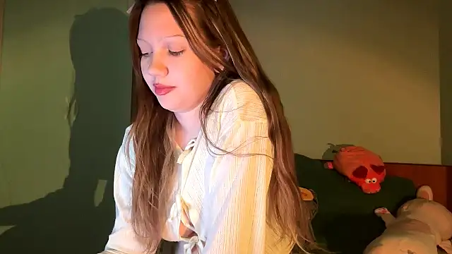 Snapshot of EmiIyKitty chatting on October 2025 07:58:02 PM EmiIyKitty online show from October 2025 07:58:02 PM