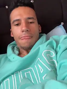 wiland hot23 online show from September 2025 03:17:02 PM