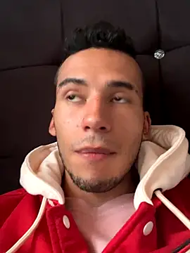 wiland hot23 online show from October 2025 07:58:02 PM