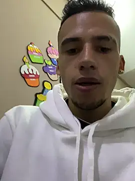 wiland hot23 online show from November 2025 04:02:02 AM