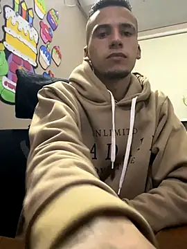 wiland hot23 online show from November 2025 06:34:01 AM