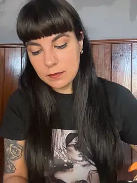 Lucecitalove online show from October 2025 12:39:01 PM