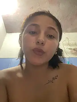 melissa milkk online show from October 2025 07:58:01 PM