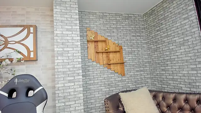 Snapshot of Alisonn_Doll chatting on November 2025 12:13:01 PM Alisonn Doll online show from November 2025 12:13:01 PM