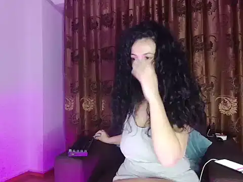 Snapshot of JadeLure chatting on October 2025 05:55:02 PM JadeLure online show from October 2025 05:55:02 PM