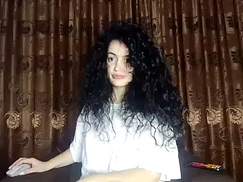 Snapshot of JadeLure chatting on November 2025 03:00:01 PM JadeLure online show from November 2025 03:00:01 PM