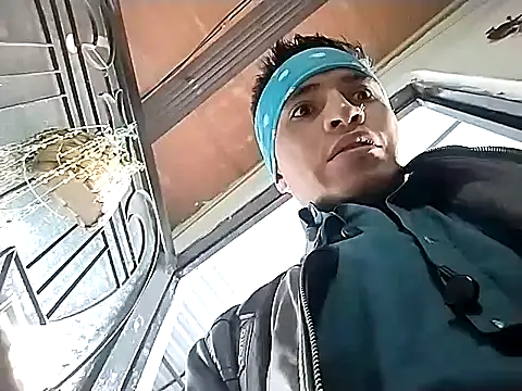 Snapshot of Angel_3-0 chatting on November 2025 09:28:01 PM Angel 3-0 online show from November 2025 09:28:01 PM