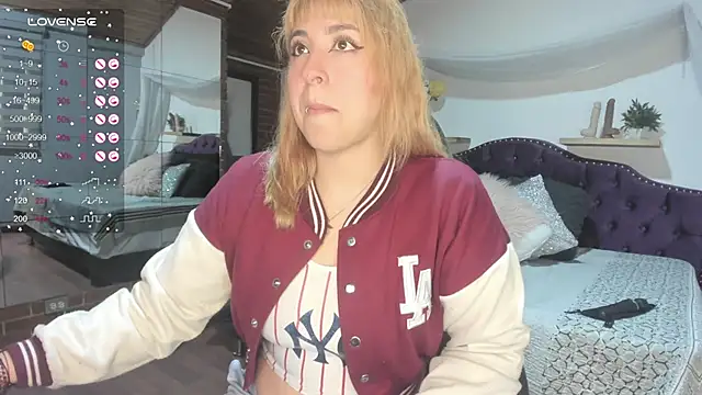 Snapshot of sophialyh_1 chatting on October 2025 12:46:02 PM sophialyh 1 online show from October 2025 12:46:02 PM