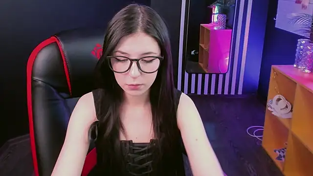 Snapshot of Azaliya_Haze chatting on October 2025 10:23:02 AM Azaliya Haze online show from October 2025 10:23:02 AM