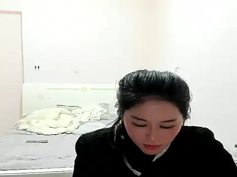 Snapshot of xx100403 chatting on October 2025 12:28:01 PM xx100403 online show from October 2025 12:28:01 PM