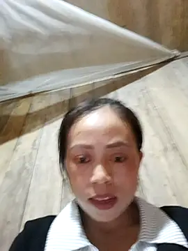 Hoang xx online show from September 2025 09:58:02 AM