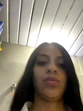 Snapshot of miluwatson chatting on October 2025 01:59:02 AM miluwatson online show from October 2025 01:59:02 AM