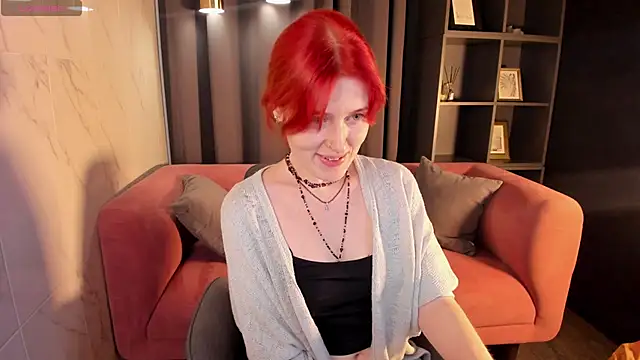 Freirenee online show from October 2025 01:43:02 PM