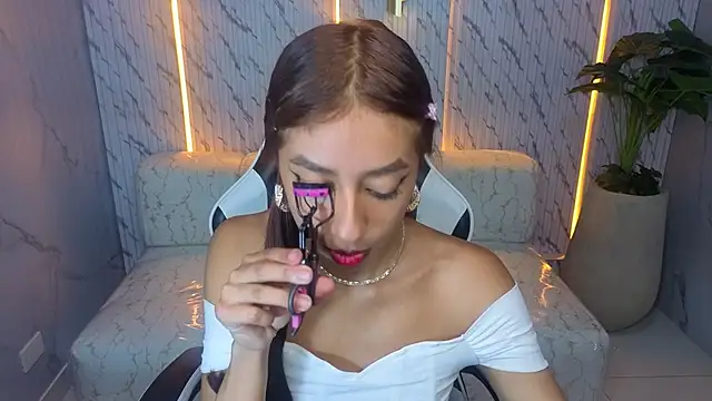 Snapshot of Terry_tx chatting on November 2025 01:10:01 PM Terry tx online show from November 2025 01:10:01 PM