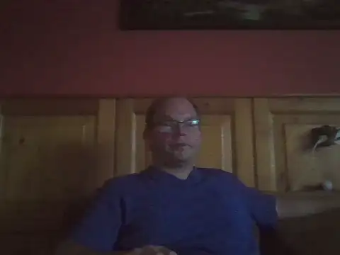 Rado2812 online show from September 2025 03:28:01 PM