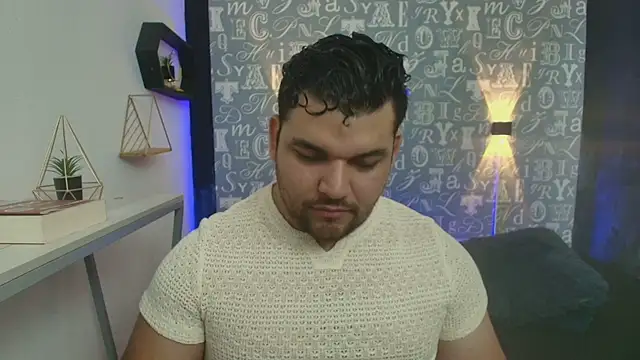 Adonis Walker online show from October 2025 06:15:02 PM