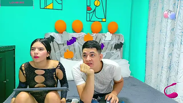 Laura King online show from October 2025 07:26:02 PM