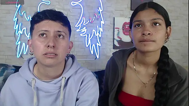 Snapshot of Gaby_and_Mei chatting on November 2025 04:00:01 AM Gaby and Mei online show from November 2025 04:00:01 AM